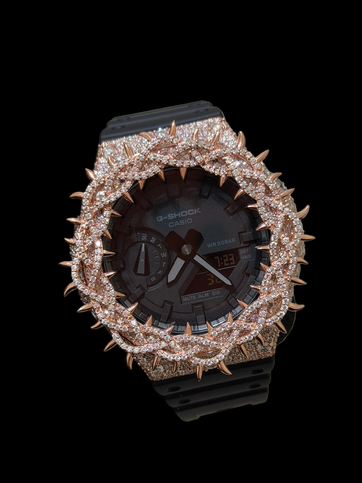 VS1 Natural Diamonds Mosaic Thorn 9Ct G Shock