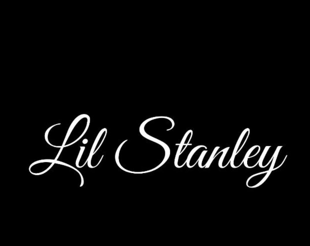 Vs1 natural Diamond custom piece with earrings